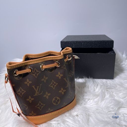 Louis Vuitton Designer Pocket Bag