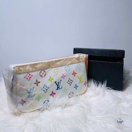 Louis Vuitton - White