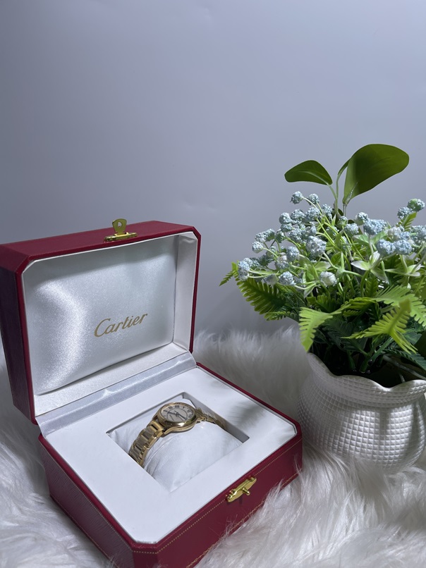Cartier Watch - Round Shape