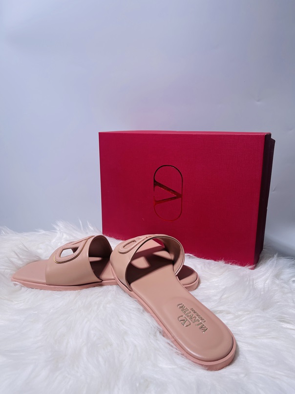 Valentino Flat Slippers Size 41