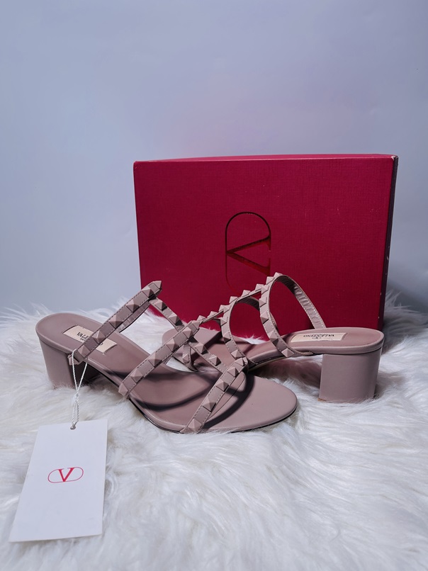 Valentino Heel - Size 39 - Peach