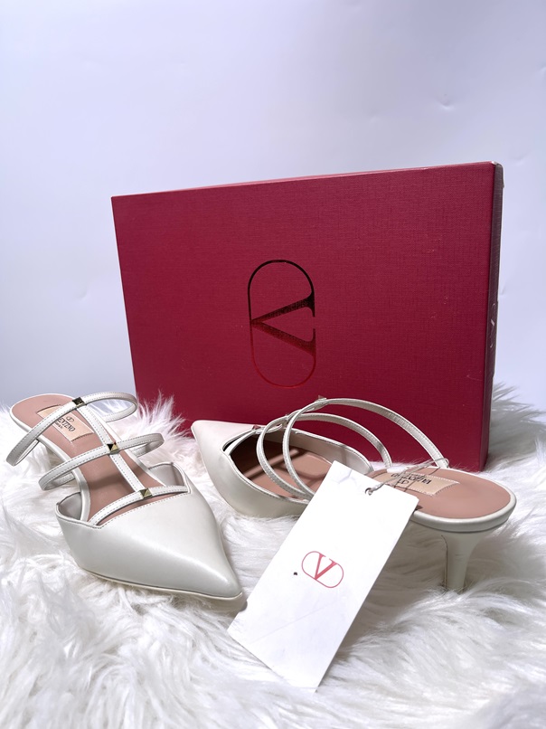 Valentino Heel - Size 39 - White