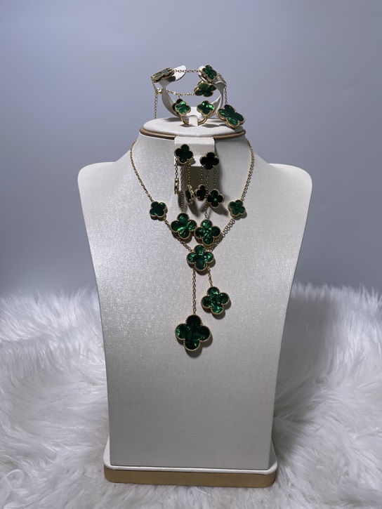Van Cleef Necklace