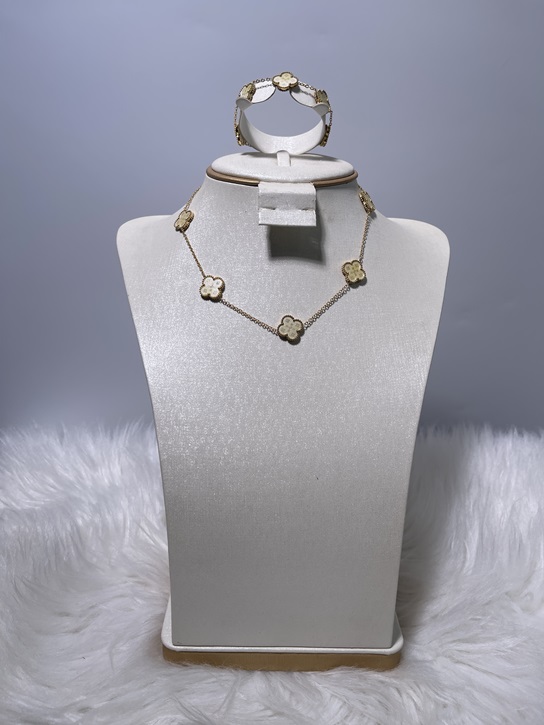 Van Cleef Necklace - Creme Color