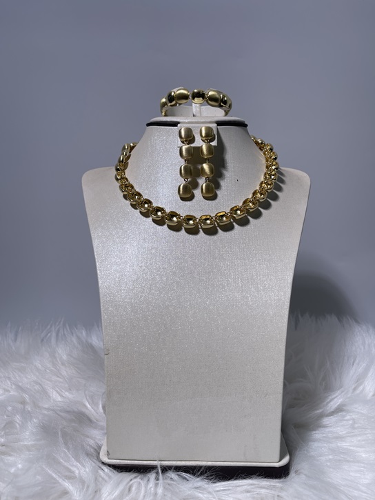 Venus Fashion Set - Gold