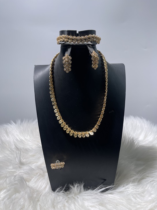 Zirconia Fashion Set - Gold